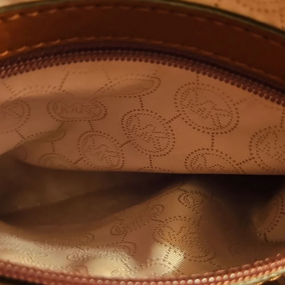 MICHAEL Michael Kors ✨️exempt from